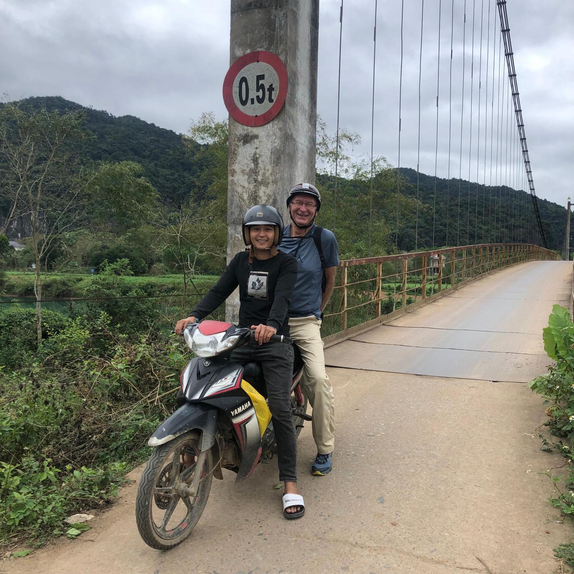 Tutu'S Homestay 퐁냐 외부 사진
