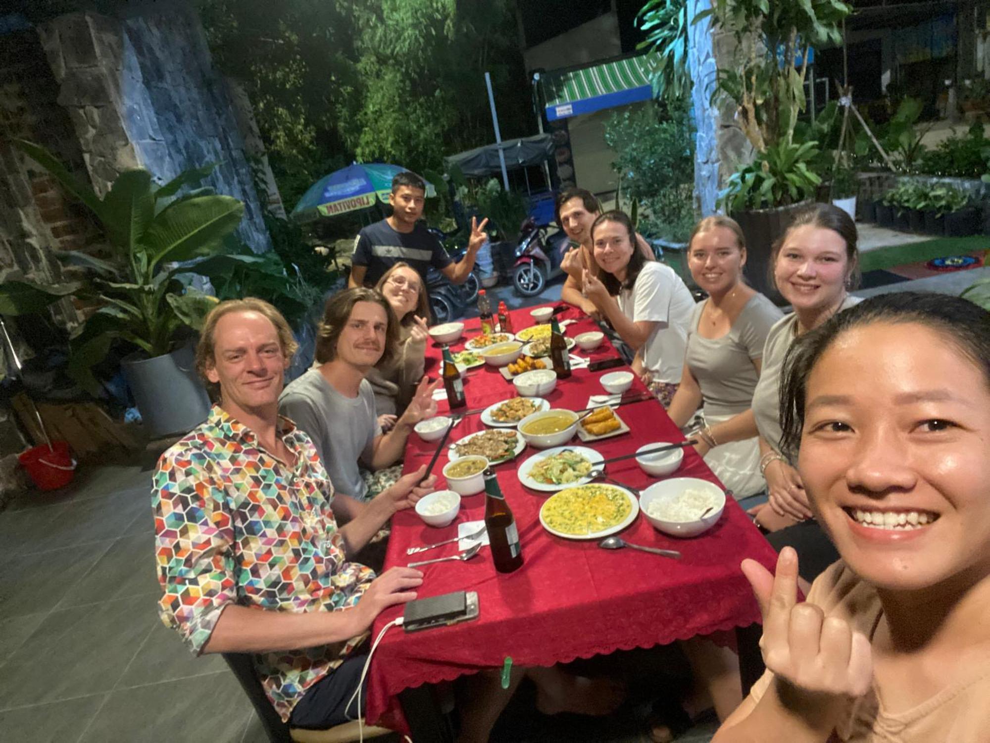 Tutu'S Homestay 퐁냐 외부 사진