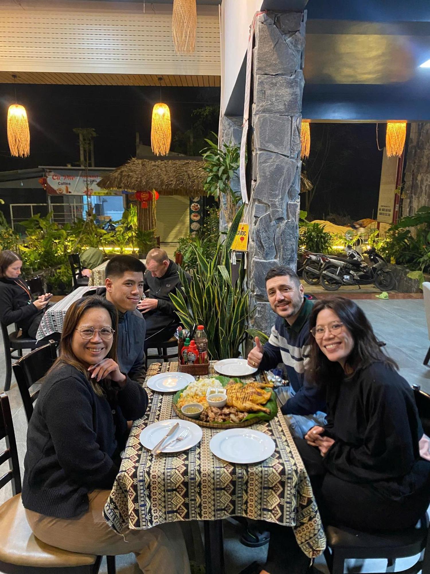 Tutu'S Homestay 퐁냐 외부 사진